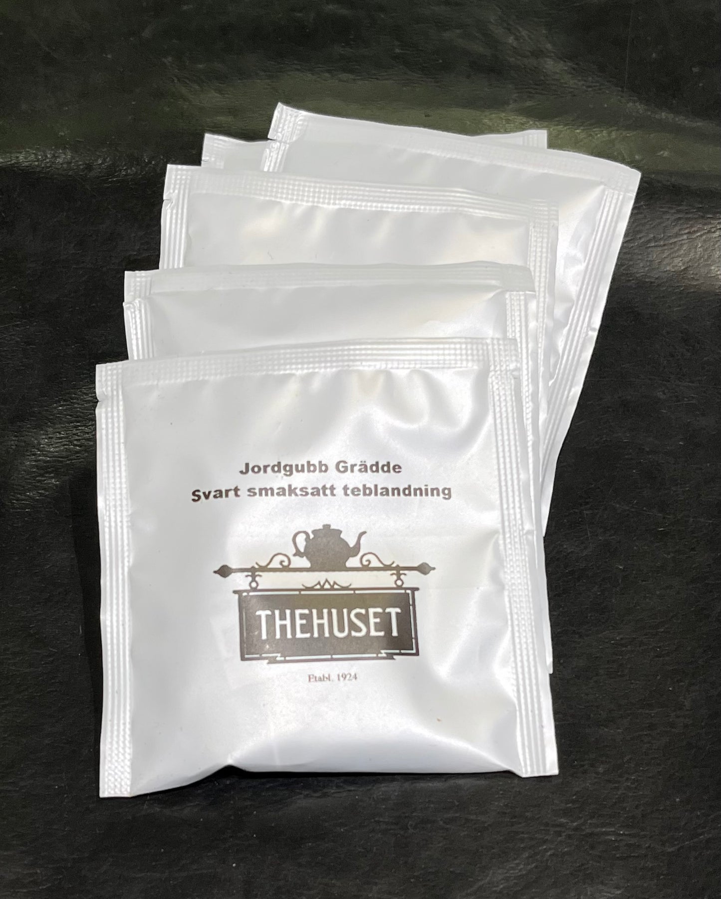 Tepåse med Jordgubb grädde